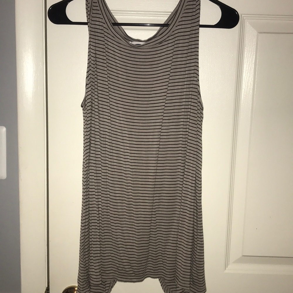 Old Navy mauve and black stripe tank!